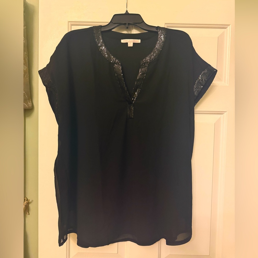 Ladies Black Chiffon Top